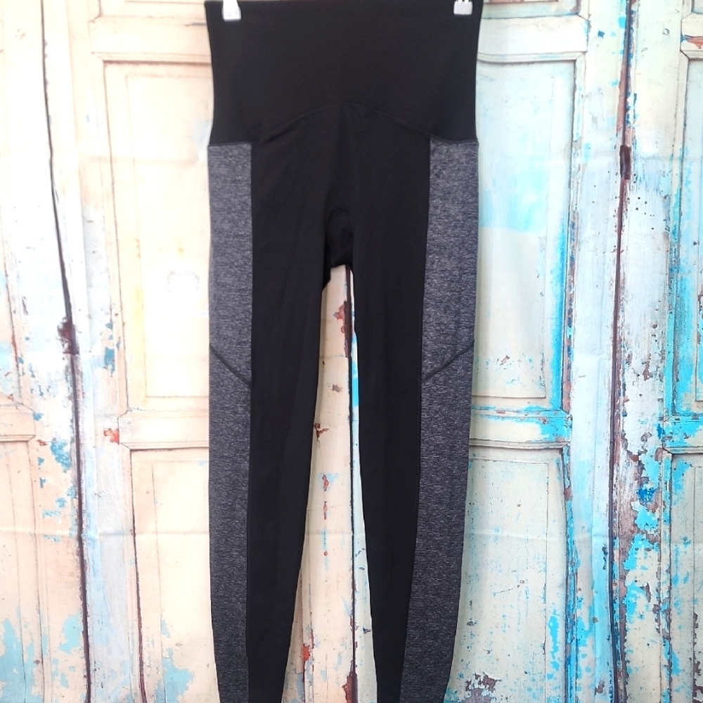 Spanx Booty Boost Active Colorblock Leggings - image 3